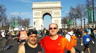 Bursalı İşadamından Paris Maratonu'nda Büyük Başarı