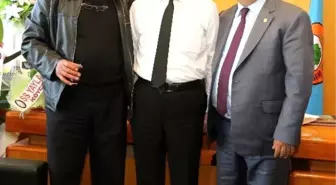 Baştuğ Çelik'i Ziyaret Etti