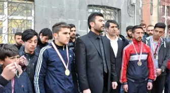 Kars'ta Kick Boksçulardan İlginç Protesto