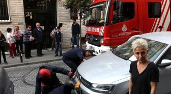 Yavru Kedileri Kurtarmak İçin Seferber Oldular...