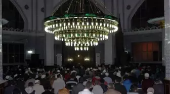 Kırşehir'de Hoca Ahmed Yesevi Camii Merkezli Regaip Kandili Karşılandı