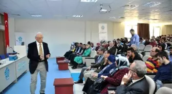 Prof. Dr. Bolay'dan 'Felsefe ve Ben' Konulu Konferans