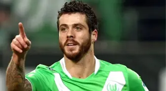 Vieirinha'nın Dişi Kırıldı!