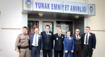 Yunak'ta Polis Haftası Kutlanıyor