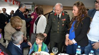 Malatya'da, Şehit Yakınlarına ve Gazilere Yemek Verildi