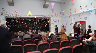 Erzurum İnönü İlköğretim Okulu Öğrencileri Savaş ve Terör Mağduru Çocukları Andı