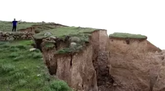 Hasankeyf Yolunda Heyelan Tehlikesi