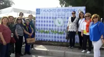 Kadın Meclisi Alaçatı Ot Festivali'nde