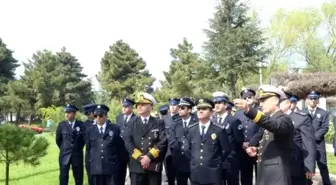 Polis Bayramını Donanmayı Gezerek Kutladı