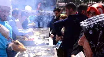 Denizi Olmayan Erzurum'da Balık Ekmek Şenliği