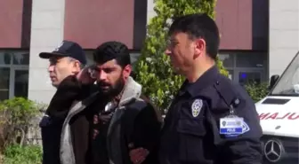 Aksaray'da Taciz Davası Öncesi Adliyede Kavga: 2 Yaralı