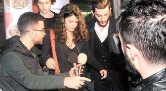 Gazeteci Ordusunu Gören Beren Saat: Oha Bu Ne