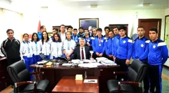 Seyhan Belediyespor Atletleri Adana'yı Temsil Edecek