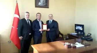 Salihli'de Yardımseverlere Plaketli Teşekkür