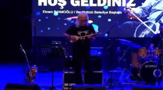 Cahit Berkay'dan 50'nci Sanat Yılı Konseri