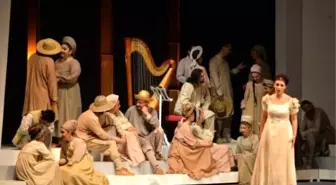 Mersin'de 'Yevgeni Onyegin' Operası Sahnelendi