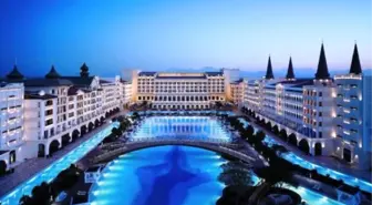 Mardan Palace Otel'in Fesih Davası Ertelendi