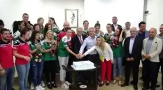Çanakkale Belediyespor Alkışlarla Karşılandı
