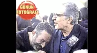 Cem Yılmaz, Attila Özdemiroğlu'nun Cenazesinde Kıs Kıs Güldü