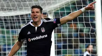 Mario Gomez, Sertbest Kalmak İçin Eski Takımına Başvurdu