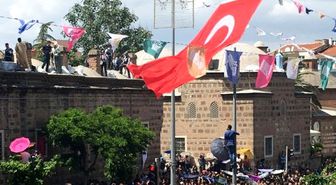 Kubbe ve Minarelerden 476'ncı Kez Mesir Yağdı