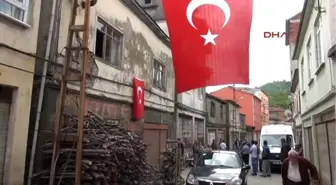 Şehit Arkadaşının Fotoğrafını Taşıyan Asker de Şehit Oldu