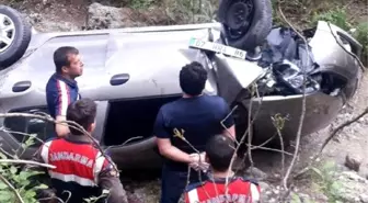 Hollandalılar Otomobille Uçuruma Yuvarlandı: 1 Ölü, 3 Yaralı