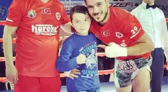 Kick Boks Dünya Şampiyonu Sarı'ya İzin Engeli