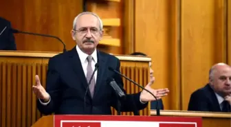 Kılıçdaroğlu Kürsüye 'Türkiye Laiktir Laik Kalacak' Sloganıyla Çıktı