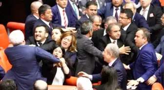 Meclis'te AK Parti'li ve HDP'li Vekiller Yumruk Yumruğa Kavga Etti