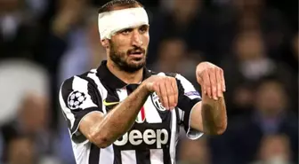 Fenerbahçe, Juventuslu Stoper Chiellini ile Transfer Görüşmesi Yaptı