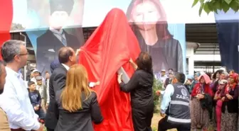 Karpuzlu'da Türkiye'nin İlk Kadın Muhtarının Büstü Açıldı