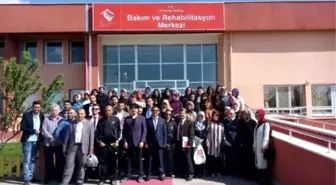 Aday Öğretmenlerden Rehabilitasyon Merkezine Ziyaret