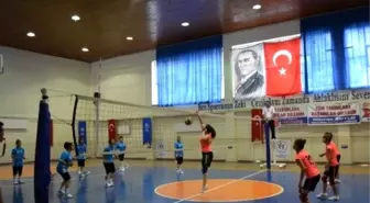 Adıyamanlı Voleybolcular, Elazığ'a, Gidiyor