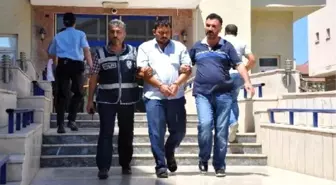 Babasını Baltayla Öldüren Şizofren: Birileri Bana Şifreler Gönderiyor