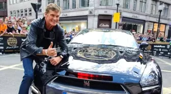 Efsane Aktör David Hasselhoff, 27 Yaş Küçük Sevgilisiyle Evleniyor