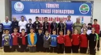 İzmir'de Yalovalı Raketler Destan Yazdı