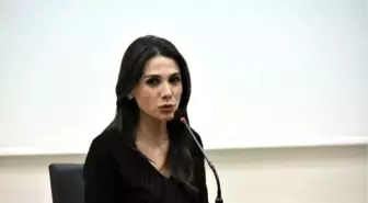 Jülide Ateş: 'Ben Kadın Olmaktan Gurur Duyuyorum'