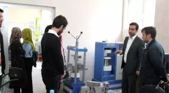 Tatvan Myo Öğrencileri Merkezi Laboratuvarı Gezdi