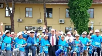Gördes'te 400 Öğrenci Sağlık İçin Pedal Çevirdi