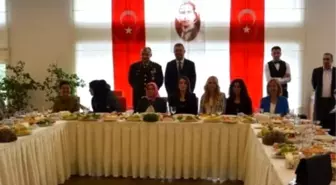 Jandarma Şehit Annelerini Unutmadı