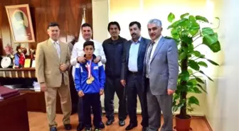 Özel Sporcu Zafer Çelik Türkiye Birincisi Oldu