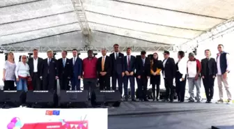 Romanlar Festivalde Buluştu