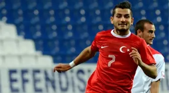 Galatasaray, Antalyaspor'dan Emrah Başsan'ı Kadrosuna Katıyor