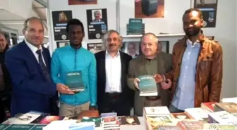 Erzurum Kitap Fuarına 'Hatıralardaki Erzurum' Damgasını Vurdu