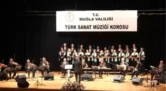 Valilik Korosu İlk Konserini Verdi