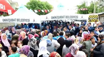 Mevlana Mahallesine Modern Semt Pazarı