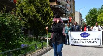 On Saniyeliğine Görme Engelli Oldular