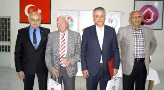Silifke'de Eski Milli Atletler Ödüllendirildi