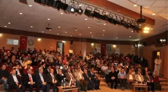 Iğdır'da 'Ortadoğu'da Mezhep Çatışmaları ve İslam'ın Geleceği' Konulu Konferansa